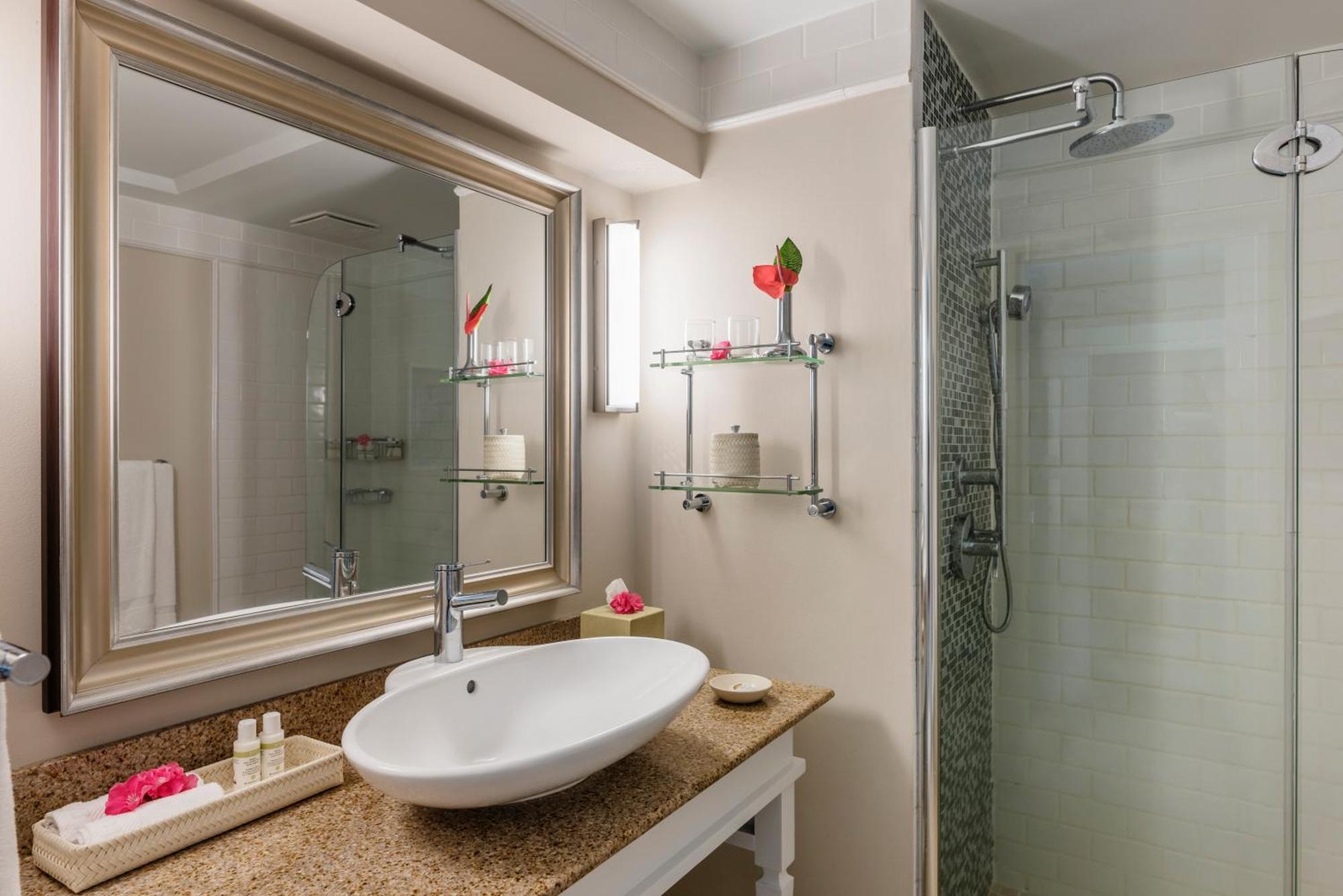 Bodyholiday St Lucia โกรส อิส์ลีต ภายนอก รูปภาพ